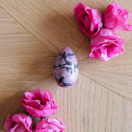 Rhodonite - grand - non troué - LIVRAISON EXPRESS - Le Temple des Oracles